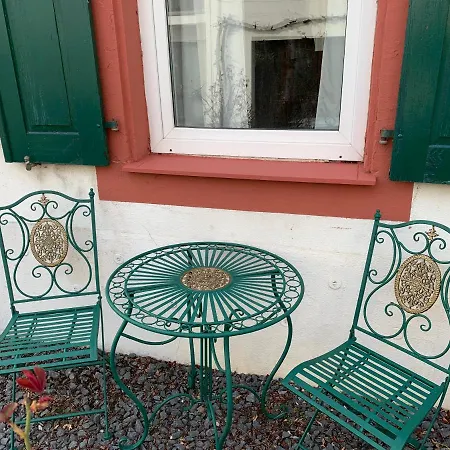 Count Von Hatzfeld Mit Moselblick Hébergement de vacances Kinheim